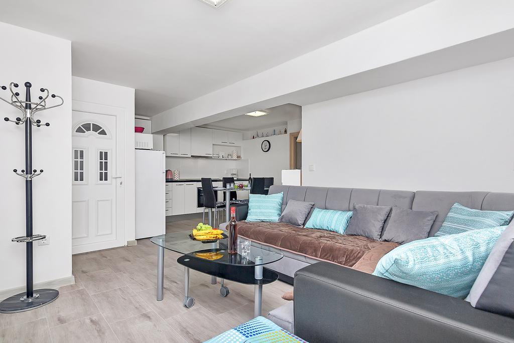 Guesthouse Josko Makarska Zewnętrze zdjęcie
